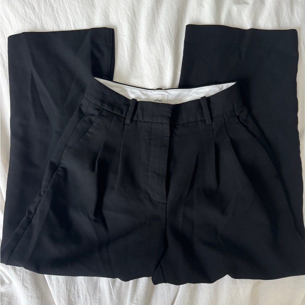 Aritzia the effortless pant black